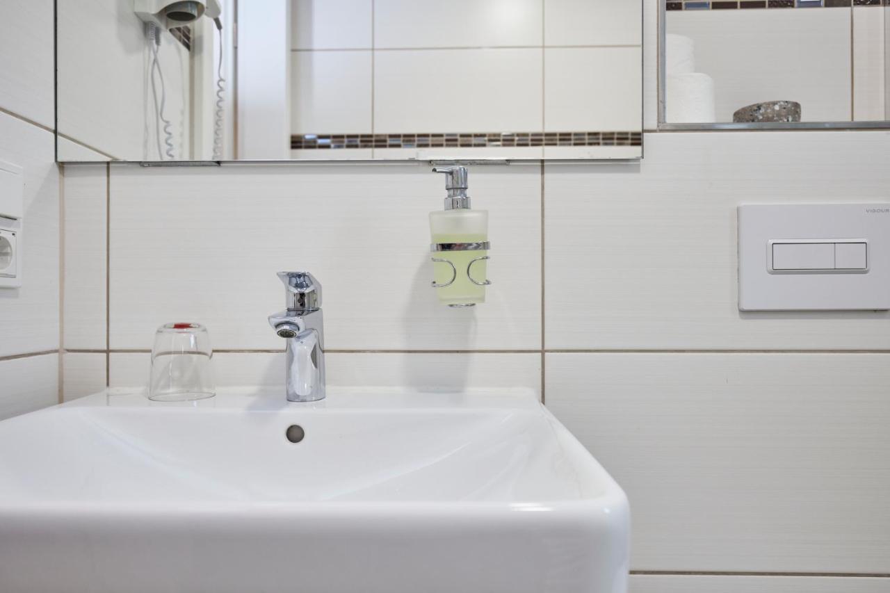 פרנקפורט Hotel Isha מראה חיצוני תמונה