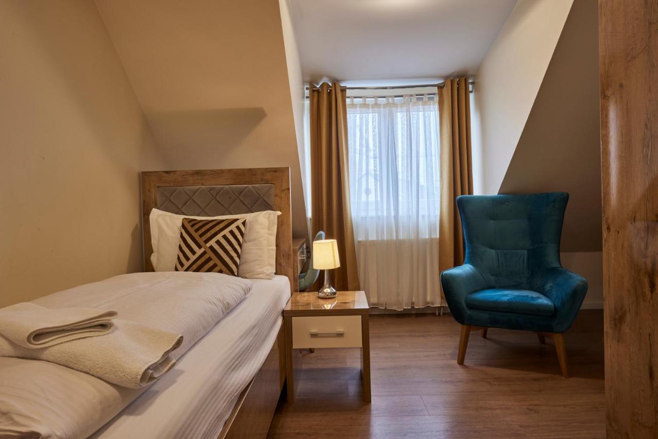 פרנקפורט Hotel Isha מראה חיצוני תמונה